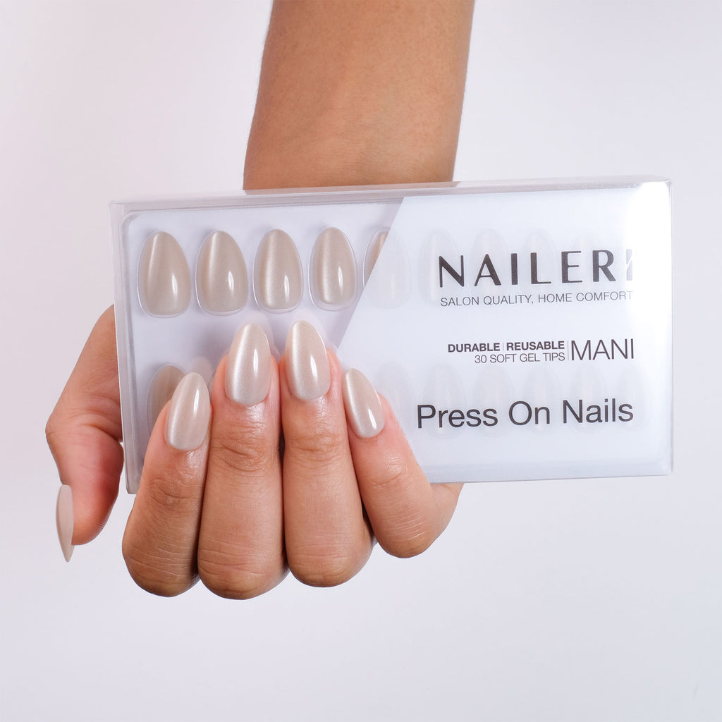 Silk Cat's Eyes Press On Nails